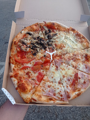 Recenze na Pizza Express OC Kaufland v Trutnov - Pizzeria