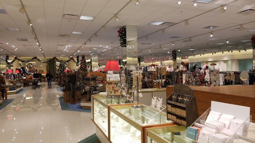 Department Store «Von Maur», reviews and photos, 1530 Polaris Pkwy, Columbus, OH 43240, USA