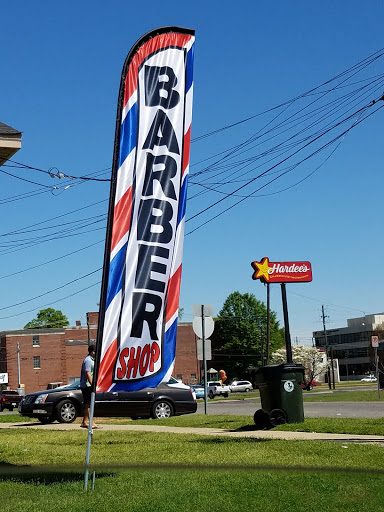 Barber Shop «Fatheadz Barber Shop», reviews and photos, 2516 Paul W Bryant Dr, Tuscaloosa, AL 35401, USA