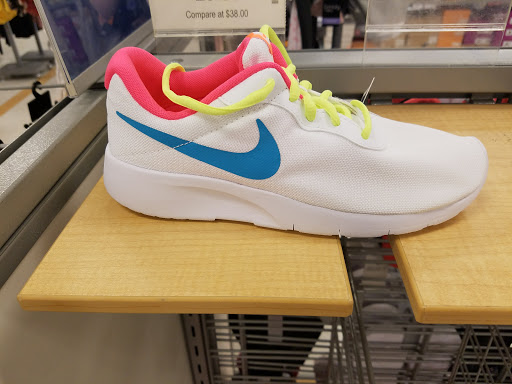 Department Store «Marshalls», reviews and photos, 15945 Ventura Blvd, Encino, CA 91436, USA