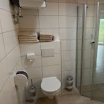 Photo n°3 de l'avis de Tim. fait le 30/08/2023 à 11:00 sur le  Carolinger Hüttendorf - 3 Sterne Hotel | Pension mit Frühstück | Hotel mit Frühstück à Villmar