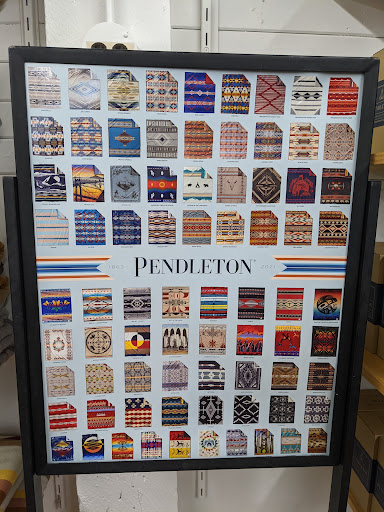 Clothing Store «Pendleton Washougal Mill Store», reviews and photos, 2 Pendleton Way, Washougal, WA 98671, USA