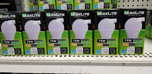 Clothing Store «Discount Madness», reviews and photos, 44 Bridge St, Pelham, NH 03076, USA