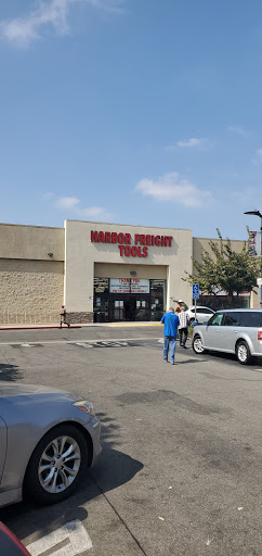 Hardware Store «Harbor Freight Tools», reviews and photos, 1019 N State College Blvd, Anaheim, CA 92806, USA