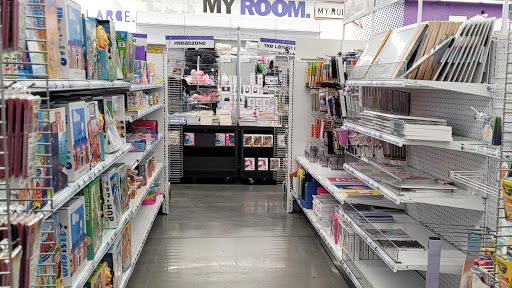 Variety Store «Five Below», reviews and photos, 6600 Spring Stuebner Rd Suite 156, Spring, TX 77389, USA