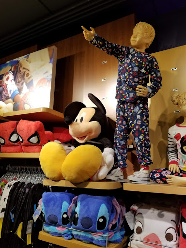 Toy Store «Disney Store», reviews and photos, 6000 Sepulveda Blvd, Culver City, CA 90230, USA