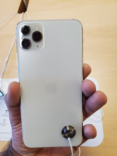 Computer Store «Apple Staten Island», reviews and photos, 2655 Richmond Ave, Staten Island, NY 10314, USA