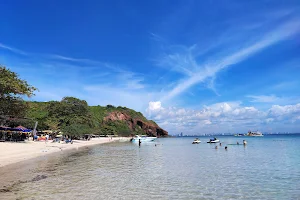 Ko Larn - Nual Beach image