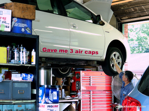 Auto Repair Shop «Dempster Auto Service», reviews and photos, 6147 Dempster St, Morton Grove, IL 60053, USA