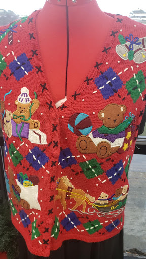 Thrift Store «Goodwill Windsor Woods Retail Store», reviews and photos, 229 S Rosemont Rd, Virginia Beach, VA 23452, USA