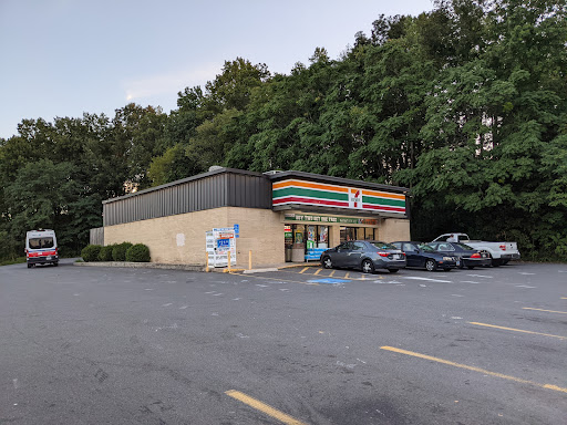 Convenience Store «7-Eleven», reviews and photos, 13305 Lee Hwy, Centreville, VA 20121, USA