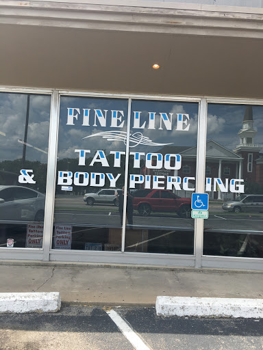 Tattoo Shop «Fine Line Tattoo», reviews and photos, 1915 SW Gage Blvd, Topeka, KS 66604, USA