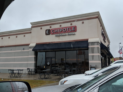 Mexican Restaurant «Chipotle Mexican Grill», reviews and photos, 1301 W Davis St, Conroe, TX 77304, USA