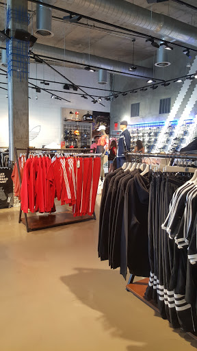 Shoe Store «Adidas Originals», reviews and photos, 8009 Melrose Ave, Los Angeles, CA 90046, USA