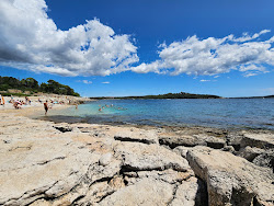 Saint Jerolim Beach'in fotoğrafı imkanlar alanı