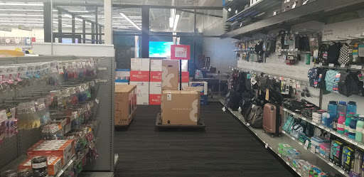 Office Supply Store «Staples», reviews and photos, 34 Walkers Brook Dr, Reading, MA 01867, USA