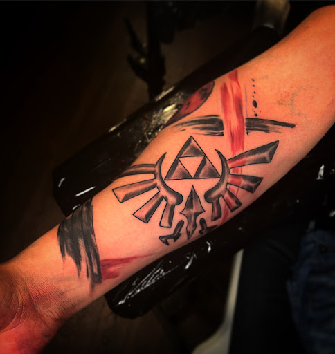 Explore inner bicep tattoo ideas for guys, creative tattoo ideas in Medina, available at Greasers Ink