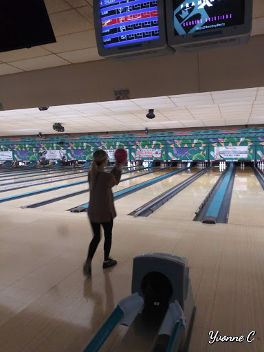 Bowling Alley «Wayne Bowling & Recreation», reviews and photos, 36900 Michigan Ave, Wayne, MI 48184, USA