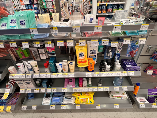 Drug Store «Walgreens», reviews and photos, 4401 Gulf Blvd, St Pete Beach, FL 33706, USA