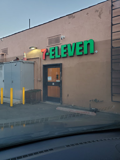 7-Eleven, 1661 E Colorado Blvd, Pasadena, CA 91106, USA, 