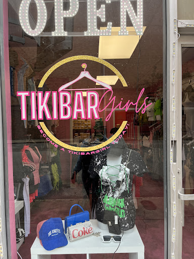 Tiki Bar Girls