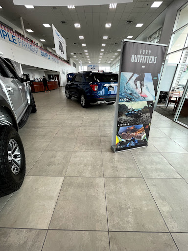 Ford Dealer «Ford Fairfield», reviews and photos, 3050 Auto Mall Ct, Fairfield, CA 94534, USA