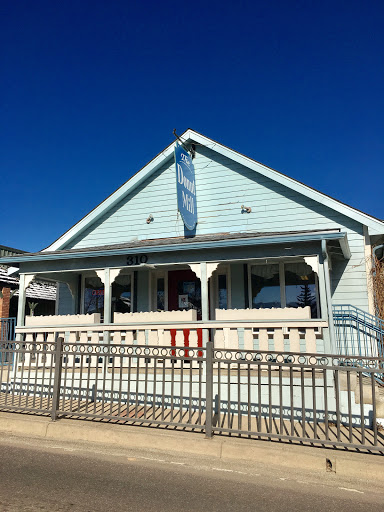Donut Shop «Donut Mill», reviews and photos, 310 E Midland Ave, Woodland Park, CO 80863, USA