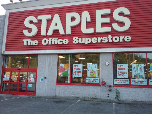 Office Supply Store «Staples», reviews and photos, 1541 15th Ave W, Seattle, WA 98119, USA