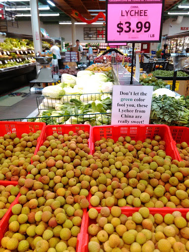 Asian Grocery Store «Uwajimaya-Beaverton Store», reviews and photos, 10500 SW Beaverton Hillsdale Hwy, Beaverton, OR 97005, USA