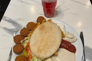 Sultan Pizza & Kebab image