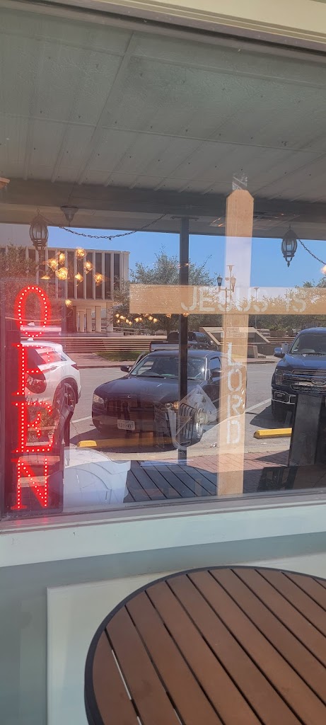 Nia's Towne Square Restaurant 77414