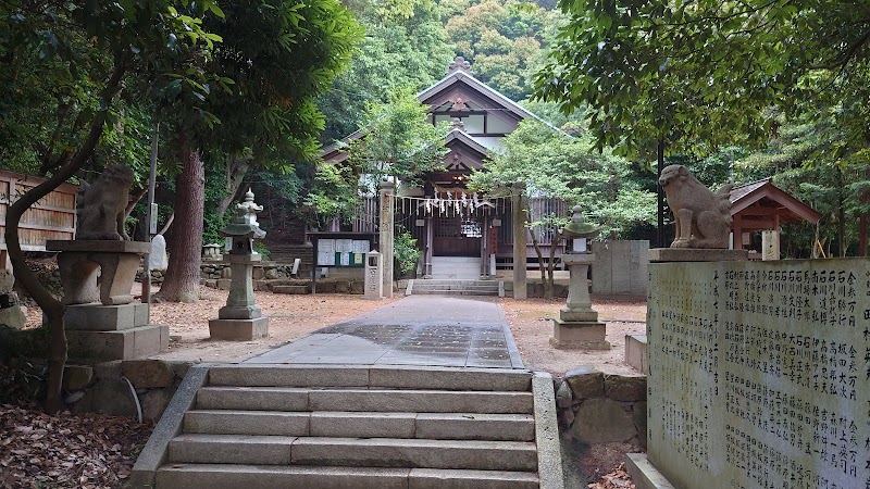 東臺(とうだい)神社