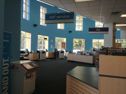 Print Shop «FedEx Office Print & Ship Center», reviews and photos, 830 Blossom Hill Rd, San Jose, CA 95123, USA