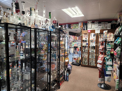 Tobacco Shop «GoodFellas Smoke Shop», reviews and photos, 1007 Caprice Dr, Castle Rock, CO 80109, USA