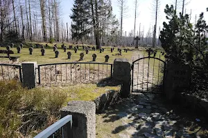 Ehrenfriedhof Oderbrück image