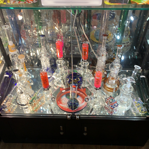 Tobacco Shop «Evergreen Tobacco», reviews and photos, 306 E Green St, Champaign, IL 61820, USA