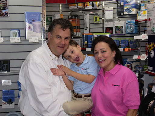 Electronics Store «RadioShack», reviews and photos, 2001 S Orange Ave, Orlando, FL 32806, USA