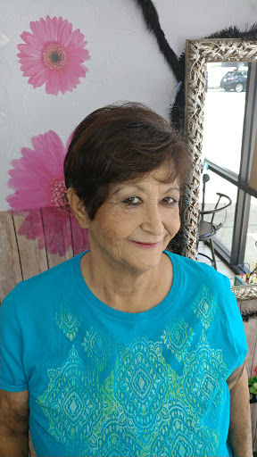 Nail Salon «Awesome Blossom Beauty Salon», reviews and photos, 2875 S Orange Ave #520, Orlando, FL 32806, USA