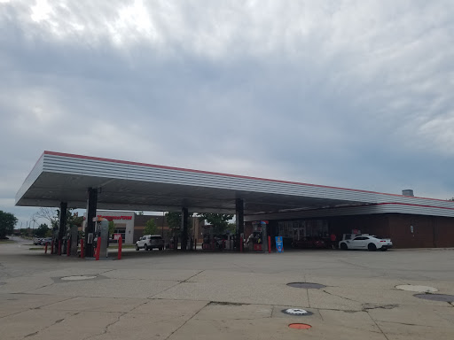 Gas Station «Speedway», reviews and photos, 436 W Army Trail Rd, Bloomingdale, IL 60108, USA