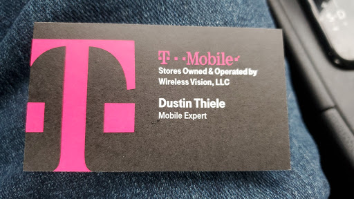 Cell Phone Store «T-Mobile», reviews and photos, 2941 Veterans Memorial Pkwy, St Charles, MO 63303, USA