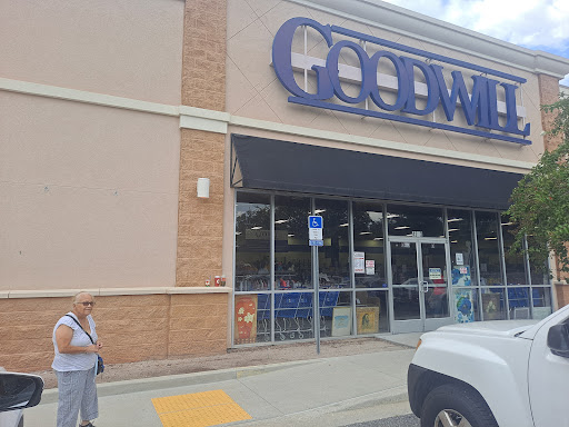 Charity «Goodwill», reviews and photos