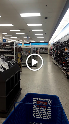 Clothing Store «Ross Dress for Less», reviews and photos, 3255 SW Cedar Hills Blvd, Beaverton, OR 97005, USA