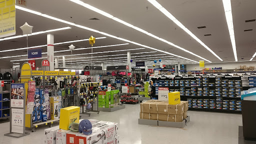 Sporting Goods Store «Academy Sports + Outdoors», reviews and photos, 1351 S Interstate Hwy 35, Round Rock, TX 78664, USA