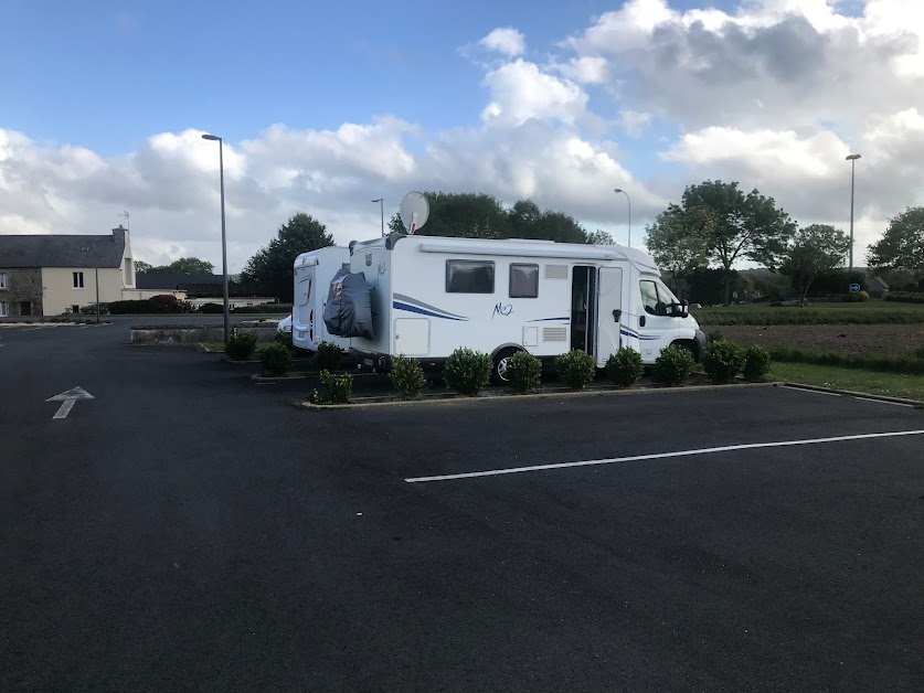 Aire de services et stationnement camping car à Châtelaudren-Plouagat ( )