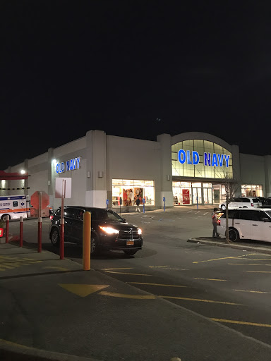 Clothing Store «Old Navy», reviews and photos, 13915 20th Ave, College Point, NY 11356, USA
