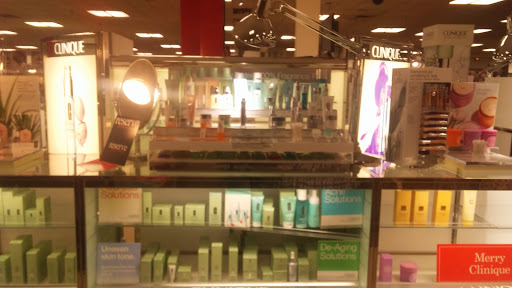 Department Store «Bon-Ton», reviews and photos, 6929 Williams Rd, Niagara Falls, NY 14304, USA