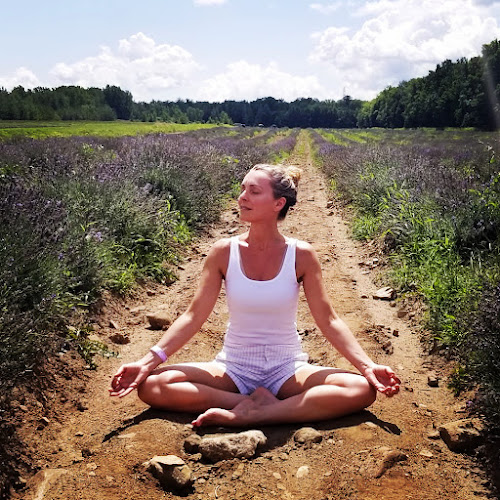 Cours de yoga Ysabel Pineau Angers