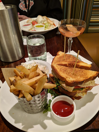 Shopping Mall «Green Spring Station-Shopping», reviews and photos, 10751 Falls Rd, Lutherville, MD 21093, USA