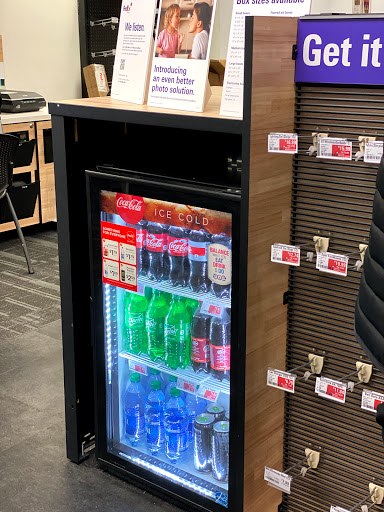 Print Shop «FedEx Office Print & Ship Center», reviews and photos, 31-46 Steinway St, Astoria, NY 11103, USA