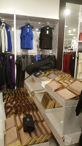 Fashion Accessories Store «Michael Kors», reviews and photos, 1650 Premium Outlet Blvd #1800, Aurora, IL 60502, USA